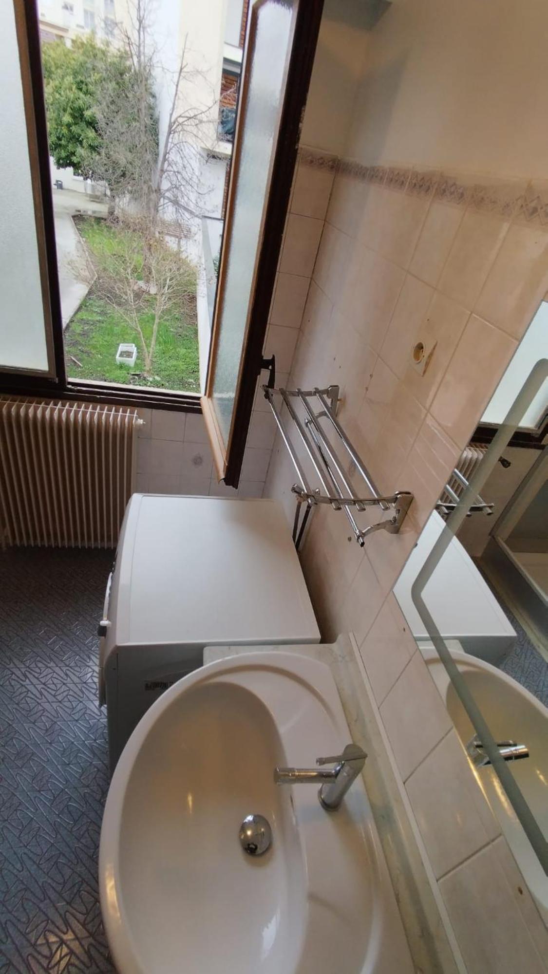 Tony House Hostel Bondy Εξωτερικό φωτογραφία
